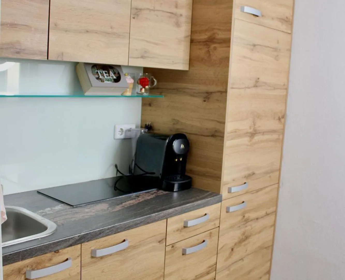 57 Apartments Nearby Trainstation Meidling Vienna Austria