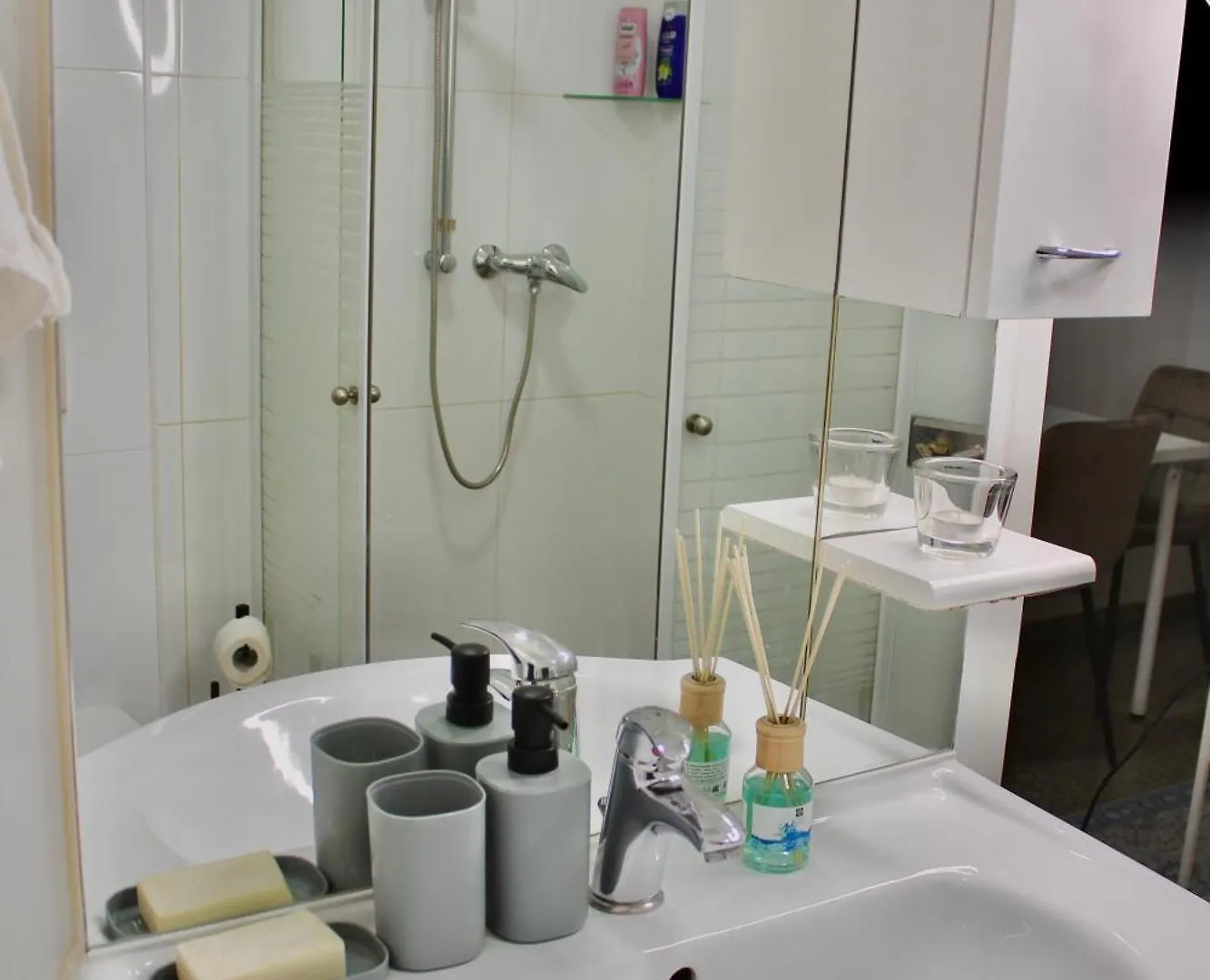 57 Apartments Nearby Trainstation Meidling Vienna 0*,