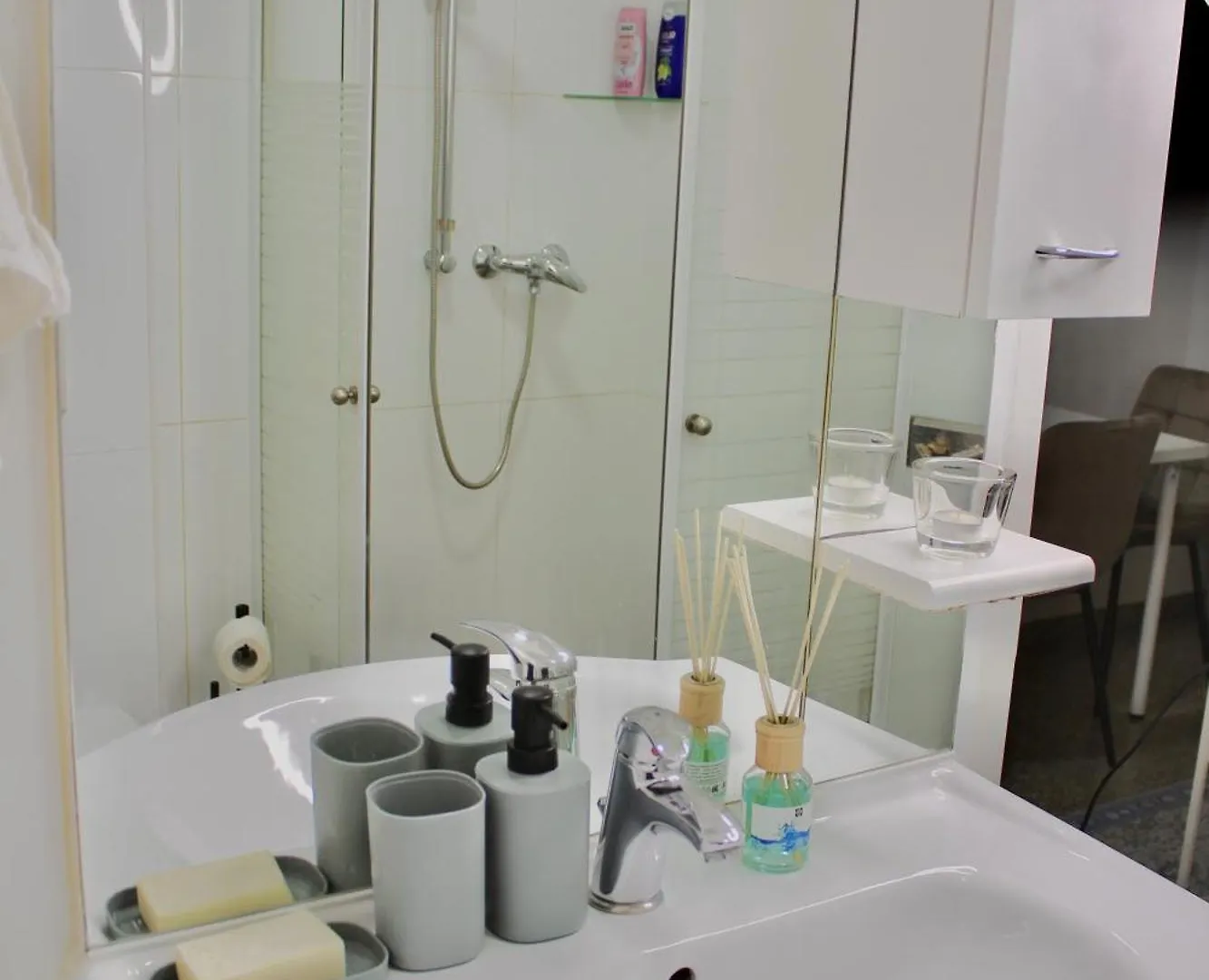 57 Apartments Nearby Trainstation Meidling Vienna
