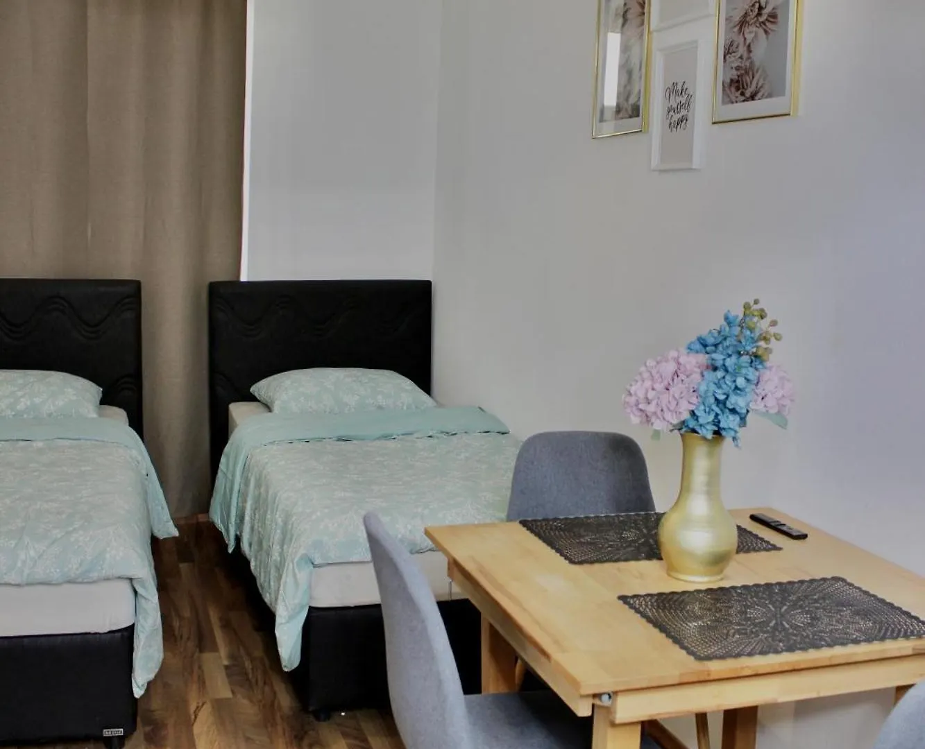 57 Apartments Nearby Trainstation Meidling Vienna